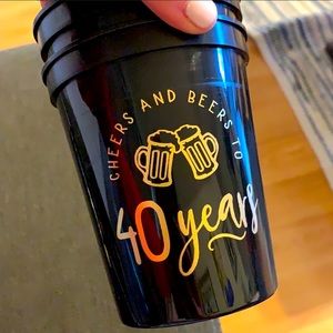 NWT Cheers & Beers To 40 Years Cups In Black & Gold